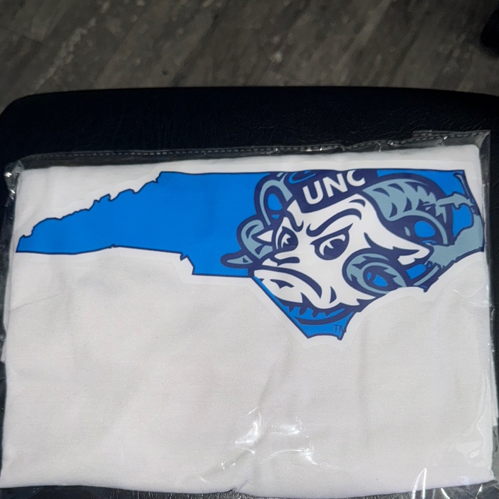UNC Tarheels White and Blue Graphic T-Shirt Handcrafted NIP